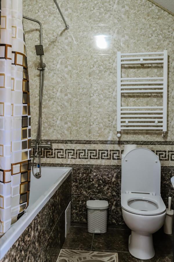 Hotel Konus Фалешты Экстерьер фото