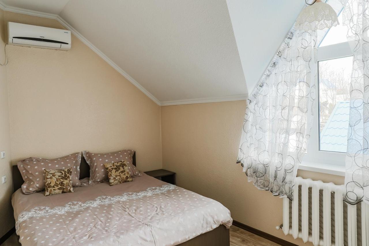 Hotel Konus Фалешты Экстерьер фото